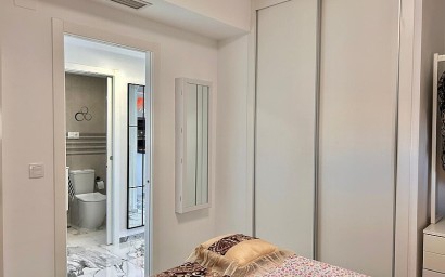 Resale - Apartment - Villamartin
