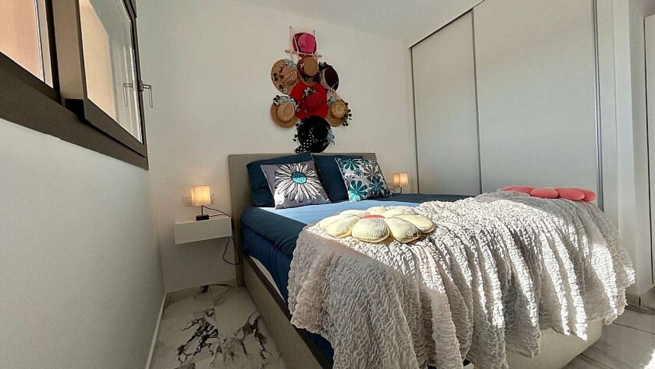 Resale - Apartment - Villamartin