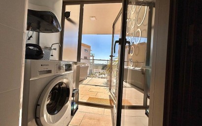 Resale - Apartment - Villamartin