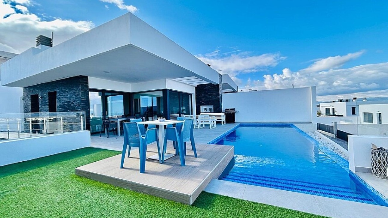 Resale - Villa - Ciudad Quesada