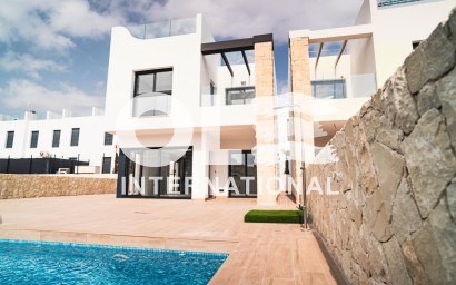 Новое здание - Villa - Orihuela Costa - Punta Prima