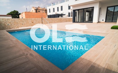 Новое здание - Villa - Orihuela Costa - Punta Prima