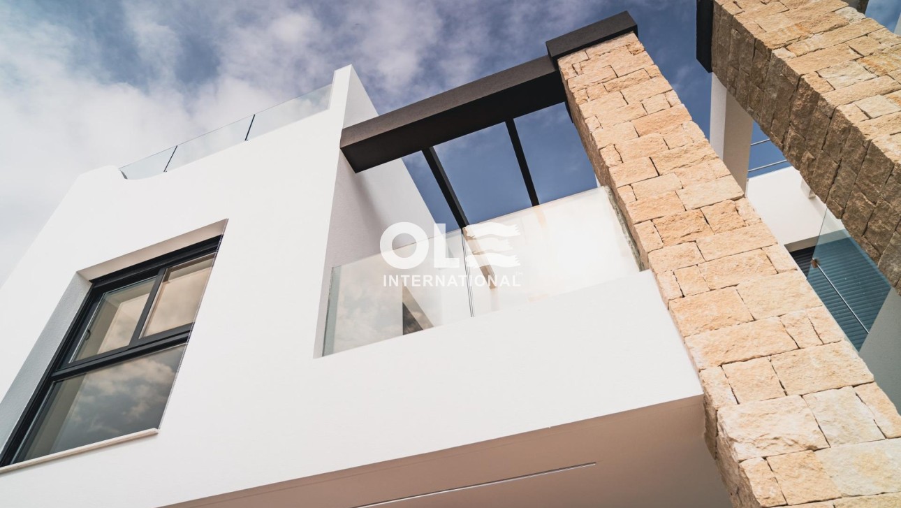 Новое здание - Villa - Orihuela Costa - Punta Prima