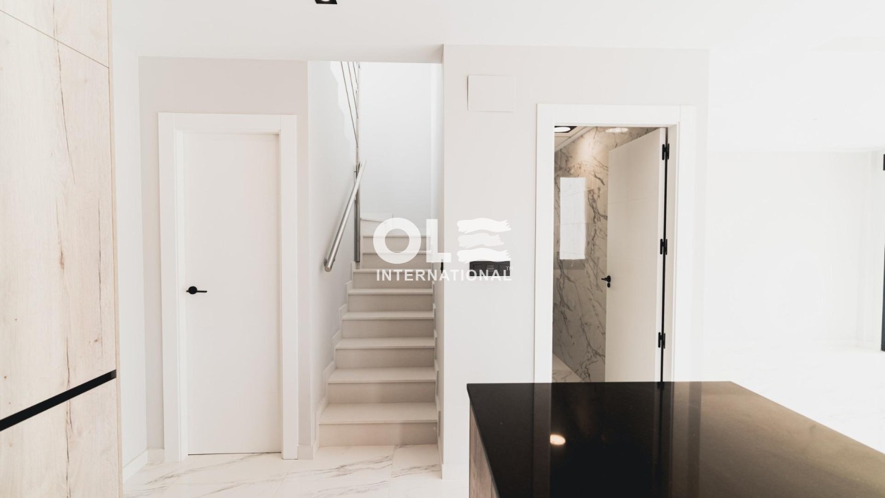 Новое здание - Villa - Orihuela Costa - Punta Prima