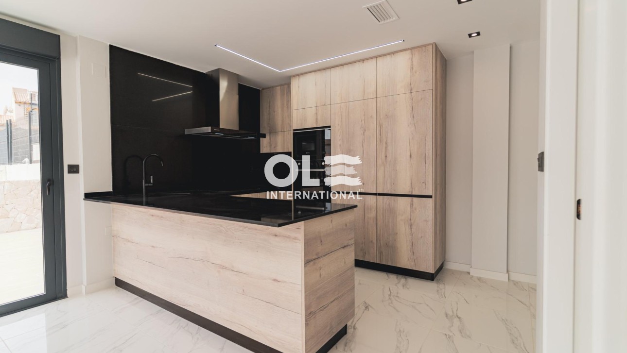 Новое здание - Villa - Orihuela Costa - Punta Prima