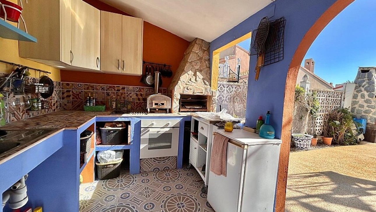 Resale - Villa - Orihuela Costa - Playa Flamenca