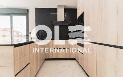 Новое здание - Villa - Orihuela Costa - Punta Prima