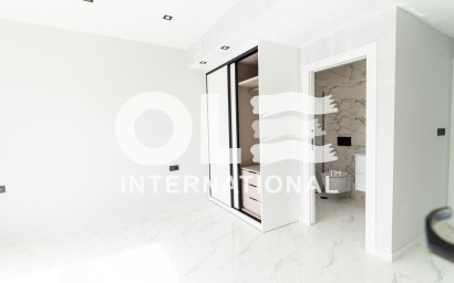 Новое здание - Villa - Orihuela Costa - Punta Prima