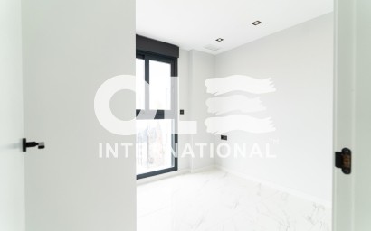 Новое здание - Villa - Orihuela Costa - Punta Prima