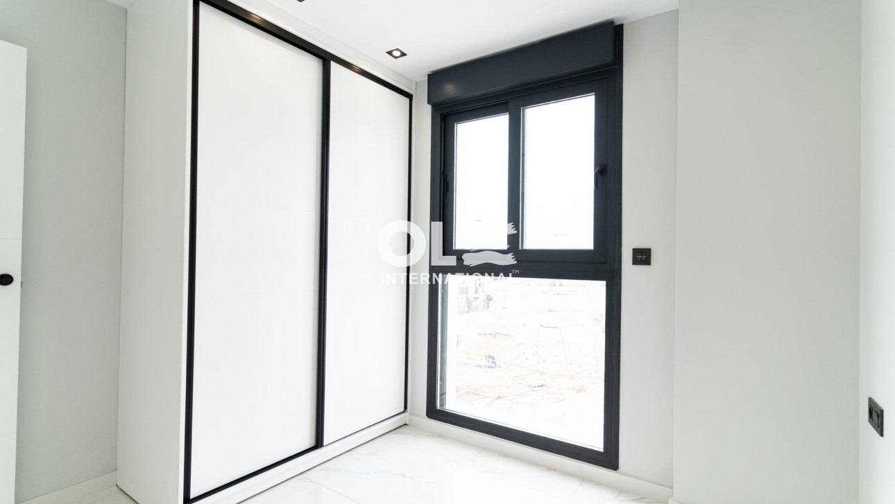 Новое здание - Villa - Orihuela Costa - Punta Prima