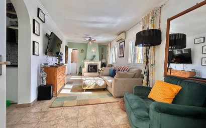 Resale - Villa - Orihuela Costa - Playa Flamenca