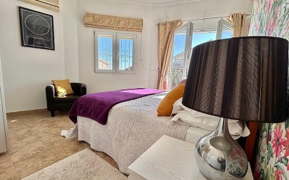 Resale - Villa - Orihuela Costa - Playa Flamenca