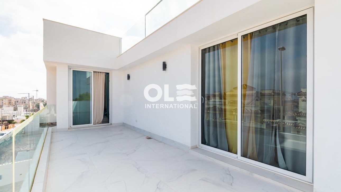 Новое здание - Villa - Orihuela Costa - PAU 26