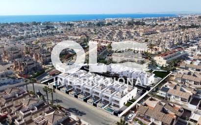 Новое здание - Villa - Orihuela Costa - La Zenia