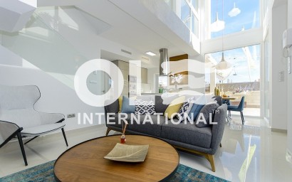 Новое здание - Villa - Los Montesinos - La Herrada