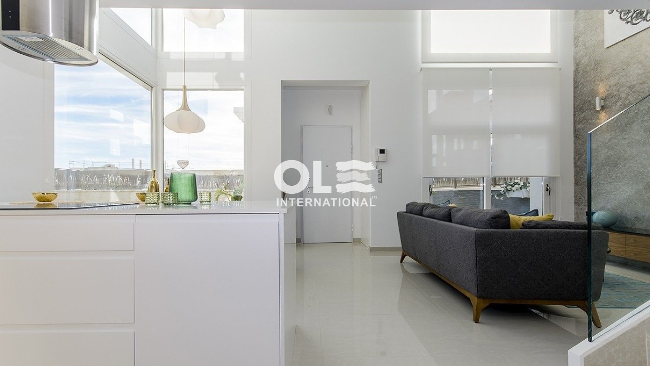 Новое здание - Villa - Los Montesinos - La Herrada