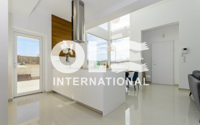 Новое здание - Villa - Los Montesinos - La Herrada