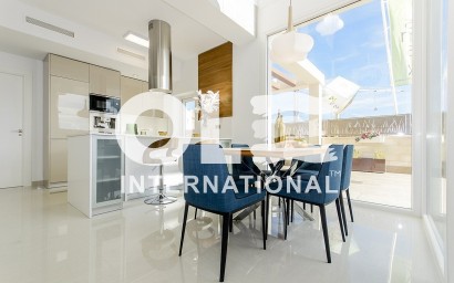 Новое здание - Villa - Los Montesinos - La Herrada