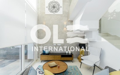 Новое здание - Villa - Los Montesinos - La Herrada
