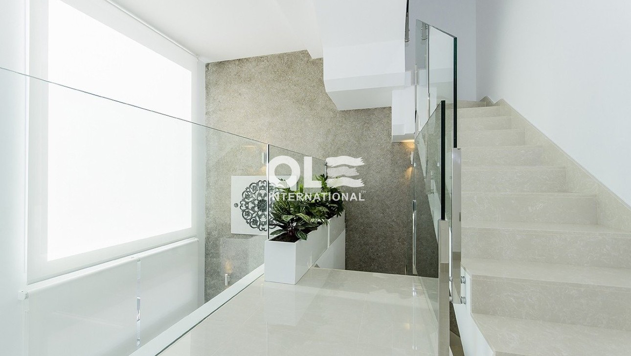 Новое здание - Villa - Los Montesinos - La Herrada