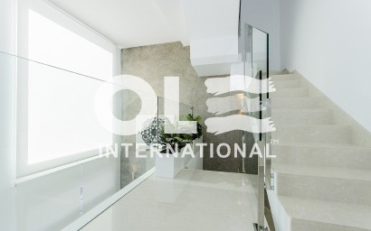 Новое здание - Villa - Los Montesinos - La Herrada