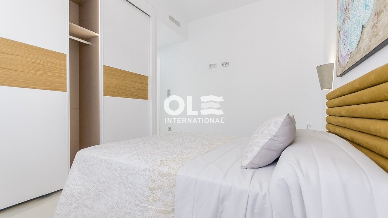 Новое здание - Villa - Los Montesinos - La Herrada