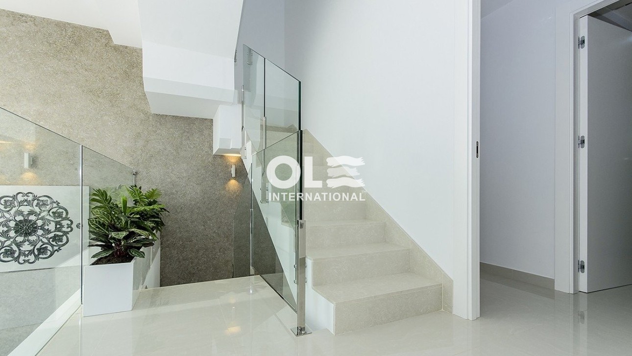 Новое здание - Villa - Los Montesinos - La Herrada