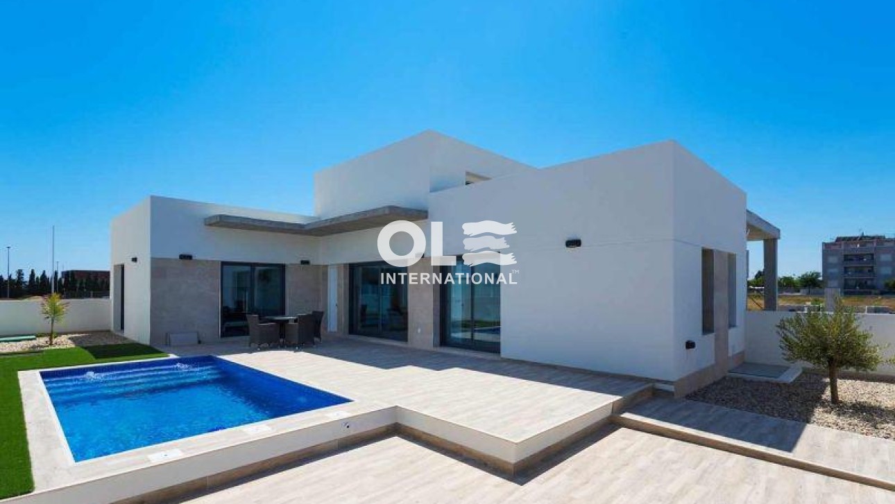 Новое здание - Villa - Daya Nueva - Centro