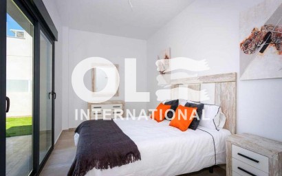 Новое здание - Villa - Daya Nueva - Centro