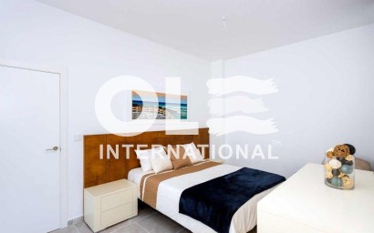 Новое здание - Villa - Daya Nueva - Centro