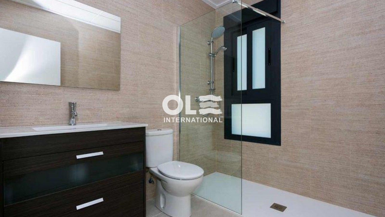 Новое здание - Villa - Daya Nueva - Centro