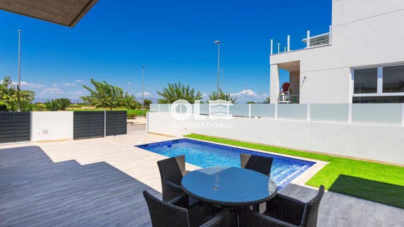 Новое здание - Villa - Daya Nueva - Centro