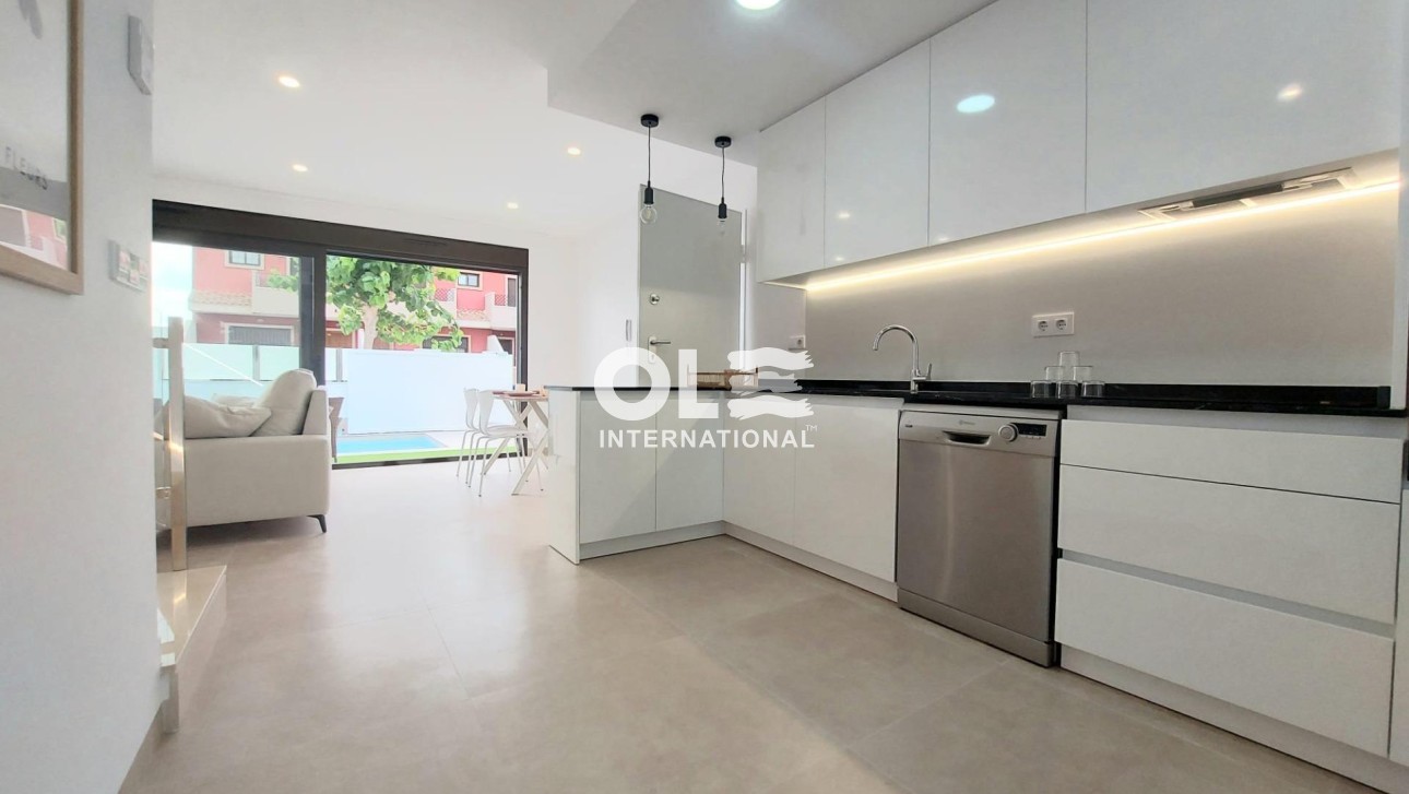 Новое здание - Villa - San Pedro del Pinatar - El Salero