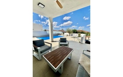 Новое здание - Villa - Benijofar - Pueblo