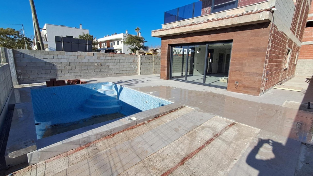Новое здание - Villa - Pilar de la Horadada