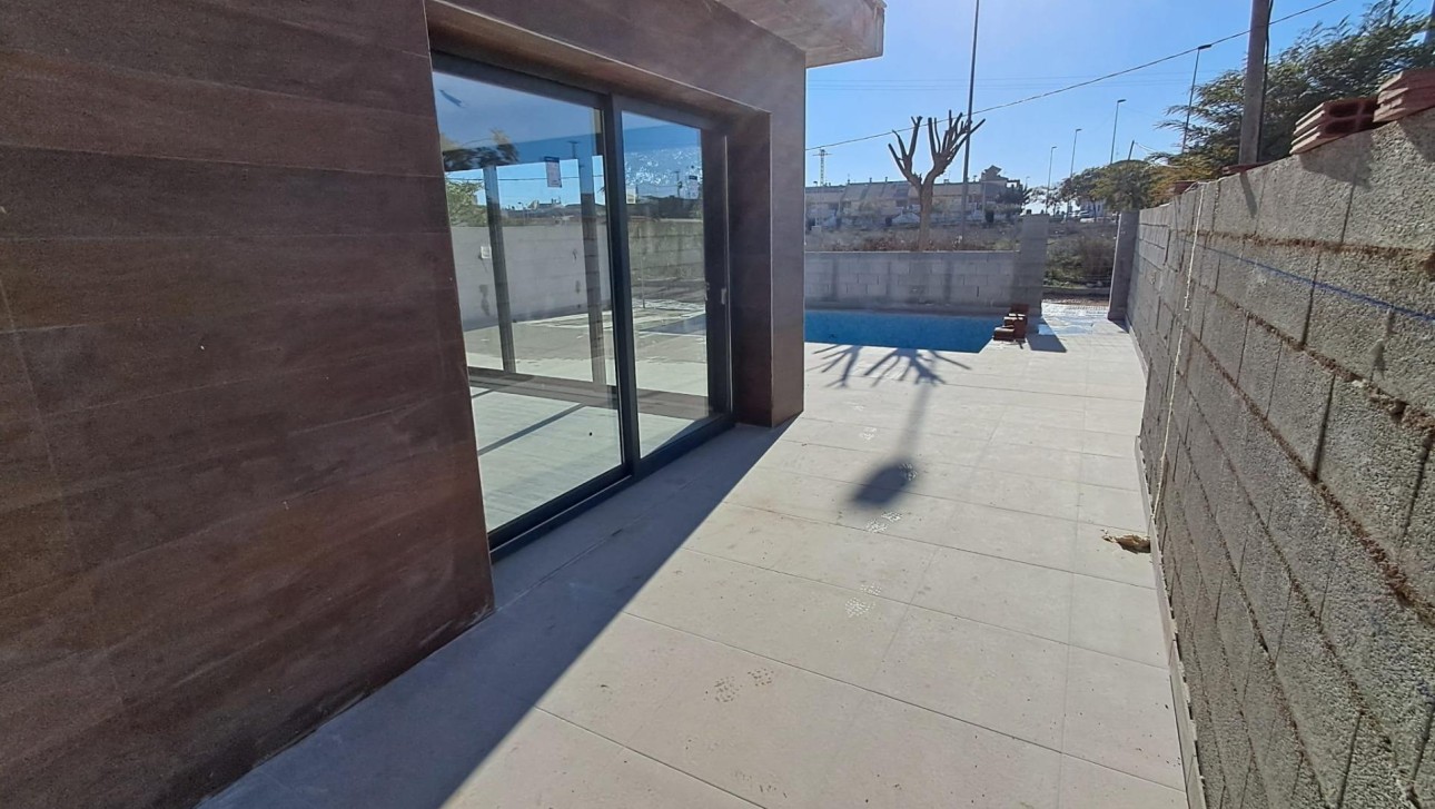 Новое здание - Villa - Pilar de la Horadada