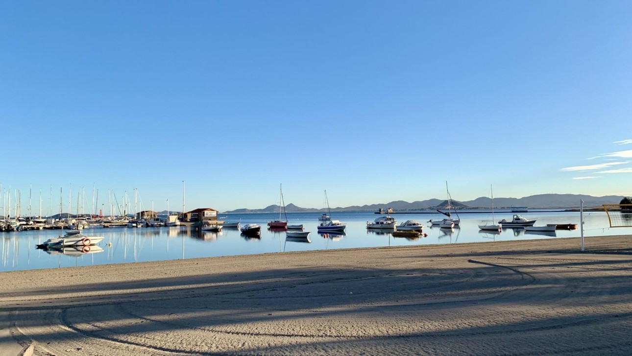 Новое здание - Villa - Los Alcazares - Playa la Atascadera