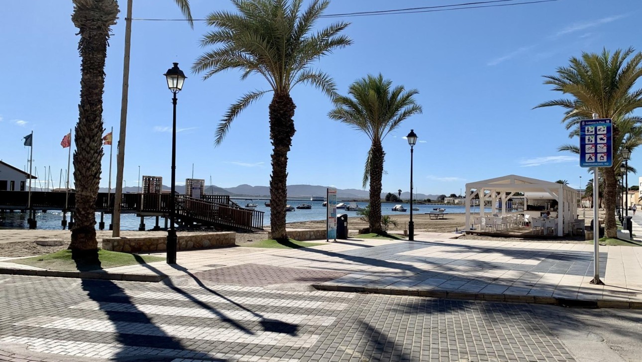 Новое здание - Villa - Los Alcazares - Playa la Atascadera