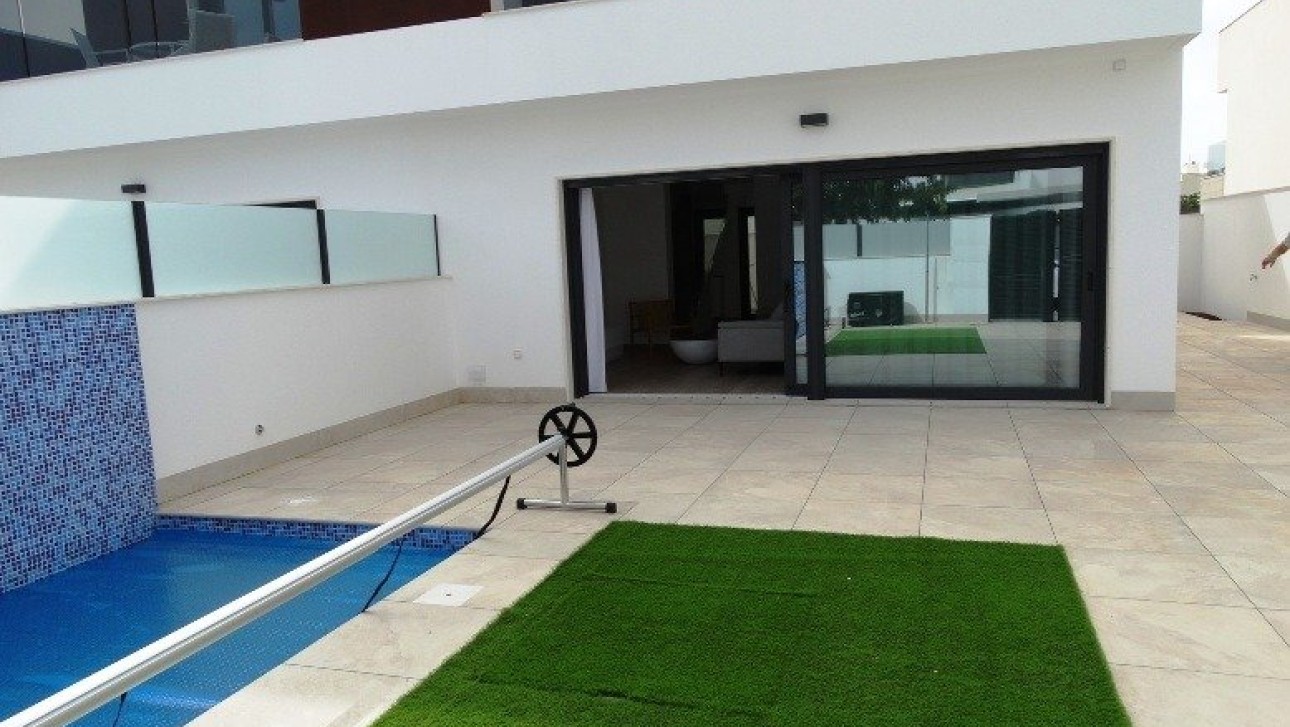New Build - Villa - Pilar de la Horadada - pueblo