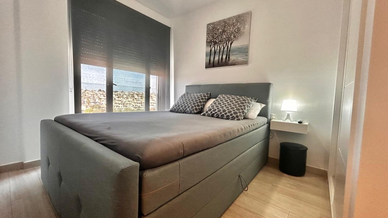 Resale - Apartment - Orihuela Costa - Villamartín