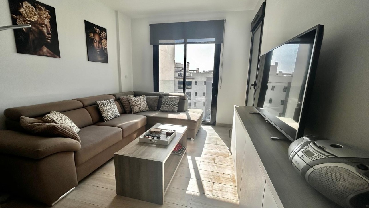 Resale - Apartment - Orihuela Costa - Villamartín