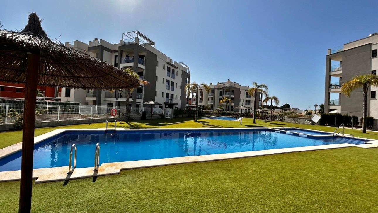 Resale - Apartment - Orihuela Costa - Villamartín