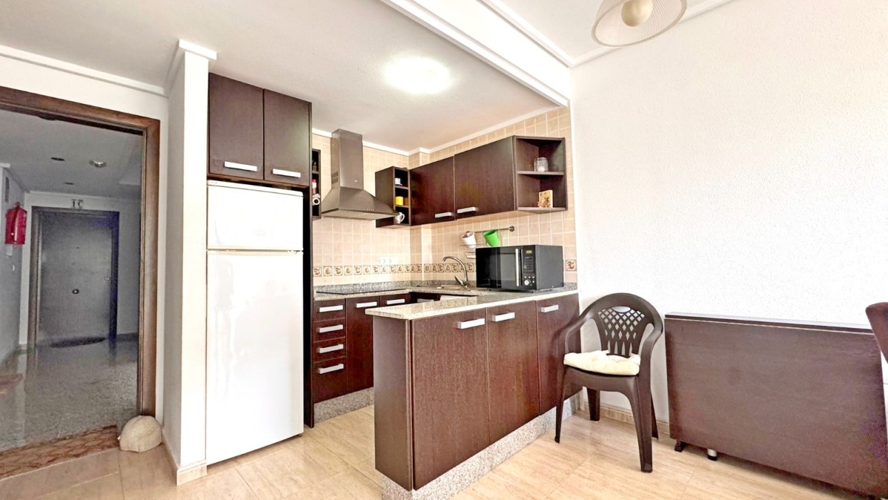 Resale - Apartment - San Miguel de Salinas - Pueblo
