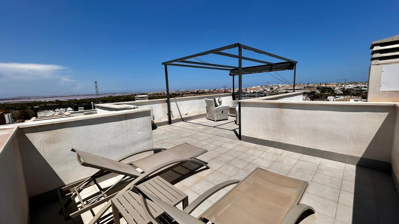 Odsprzedaż - Villa - Orihuela Costa - PAU 26