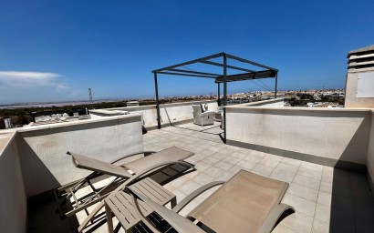 Odsprzedaż - Villa - Orihuela Costa - PAU 26