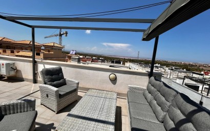 Odsprzedaż - Villa - Orihuela Costa - PAU 26