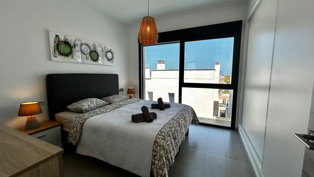 Odsprzedaż - Villa - Orihuela Costa - PAU 26