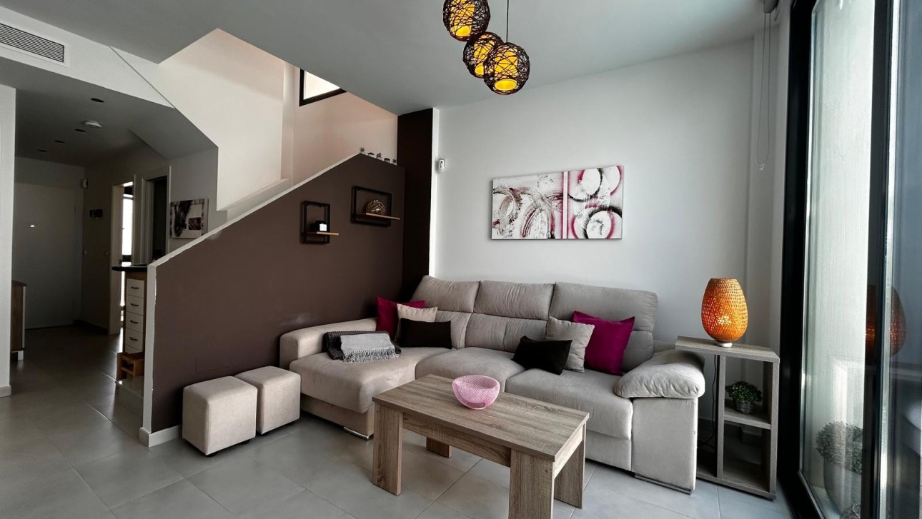 Odsprzedaż - Villa - Orihuela Costa - PAU 26