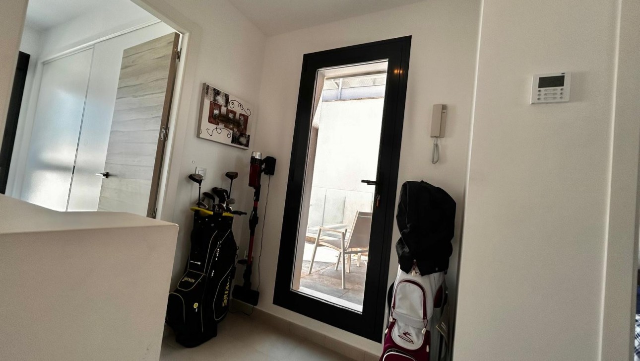 Odsprzedaż - Villa - Orihuela Costa - PAU 26