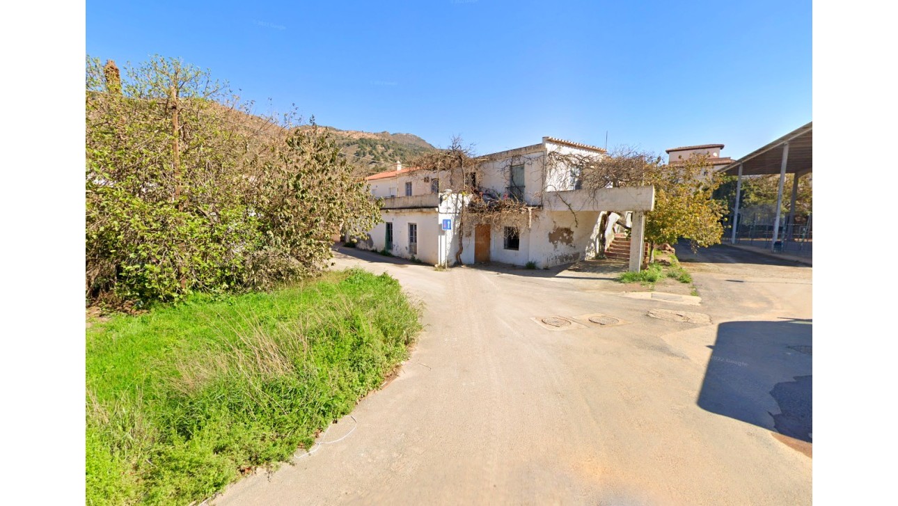 Resale - Apartment - Veléz de Benaudalla